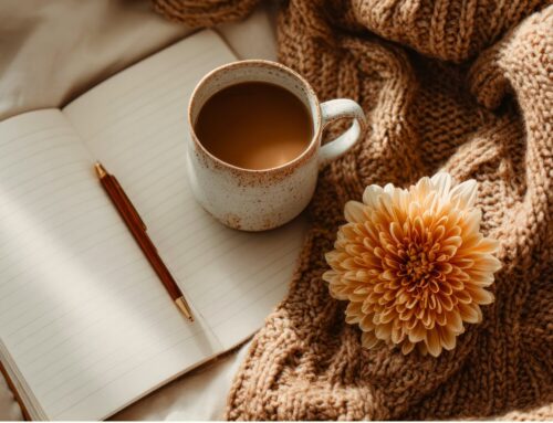 A Guide To Brain Dump Journaling (Including Journal Prompts)